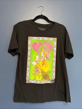 Official Pink Floyd Graphic Tee